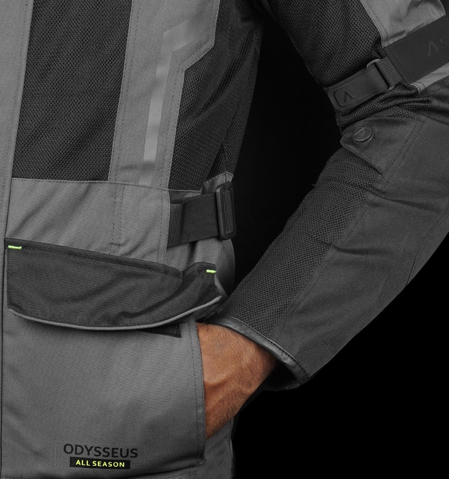 ASPIDA Odysseus All Season Touring System Riding Jacket With liner